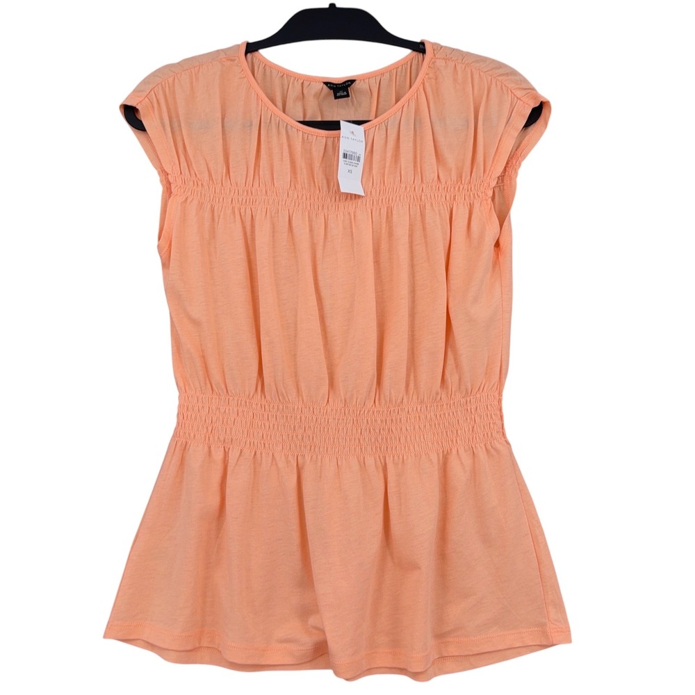 Ann Taylor Smocked Peplum‎ Top Women XS Cotton Modal Peach Cap Sleeve